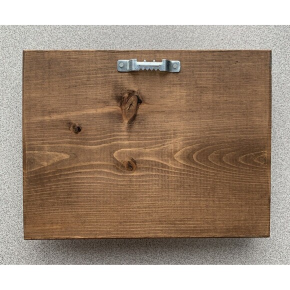 State of Iowa Shaped Nail and String Art Wood Wall Hanging Handmade Decor - Picture 6 of 6